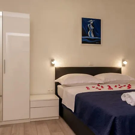 Silvia Apartment