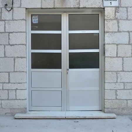 Silvia Apartment Zadar
